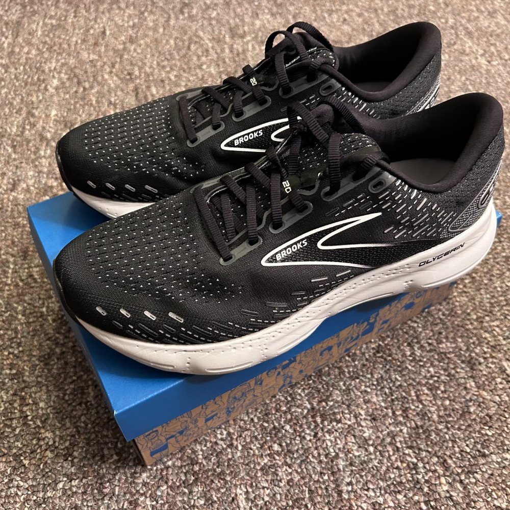 Size 9.5 - Brooks Glycerin 20 Low Black WORN TWICE